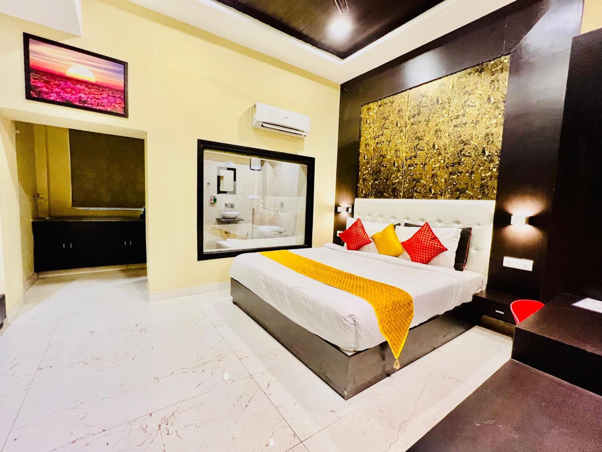 Hotel Grand Bhagwat, Udajpur Zewnętrze zdjęcie