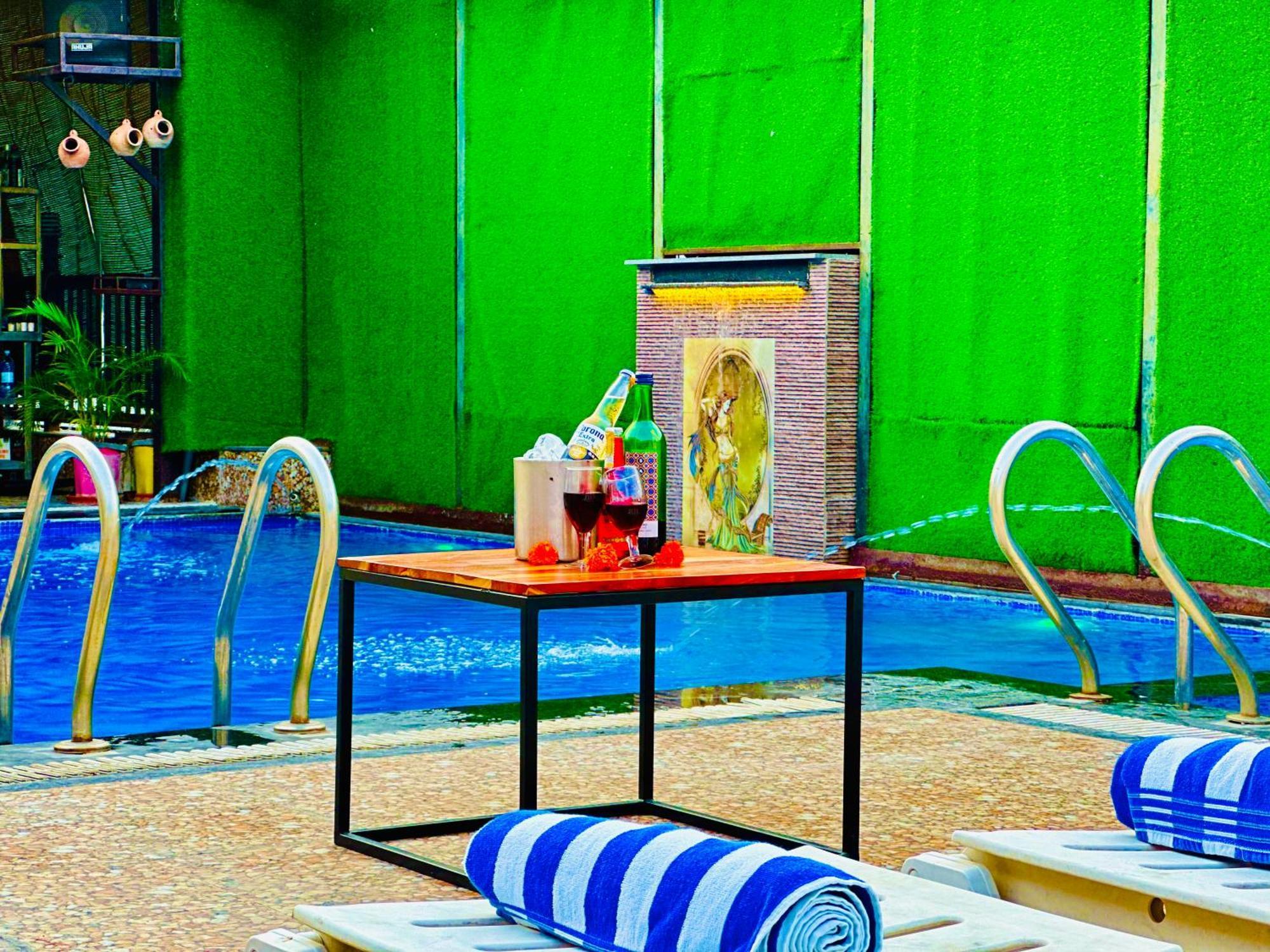 Hotel Grand Bhagwat, Udajpur Zewnętrze zdjęcie