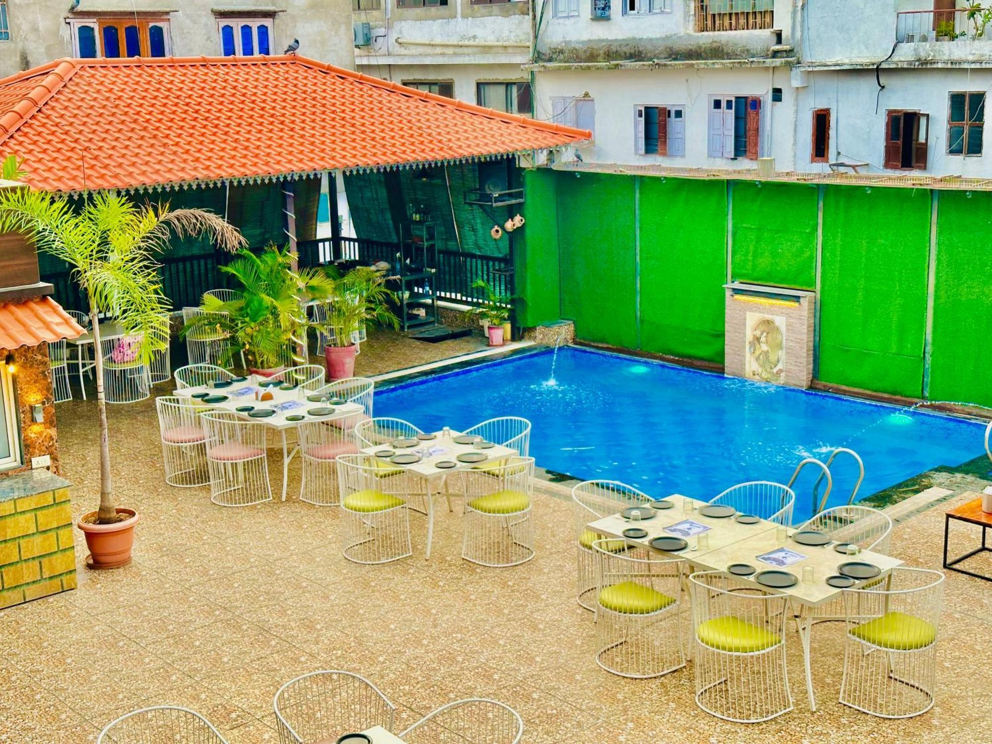 Hotel Grand Bhagwat, Udajpur Zewnętrze zdjęcie