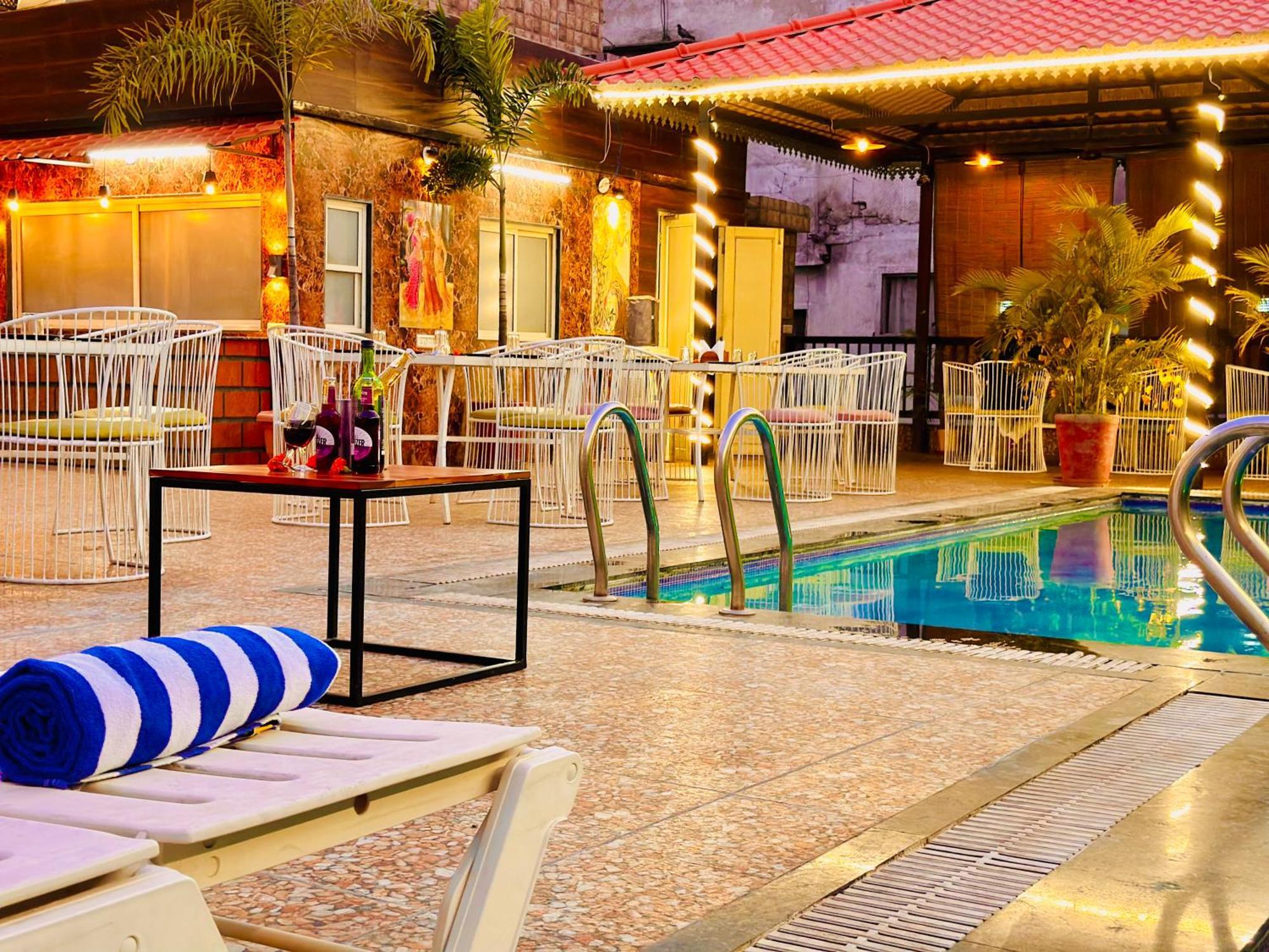 Hotel Grand Bhagwat, Udajpur Zewnętrze zdjęcie